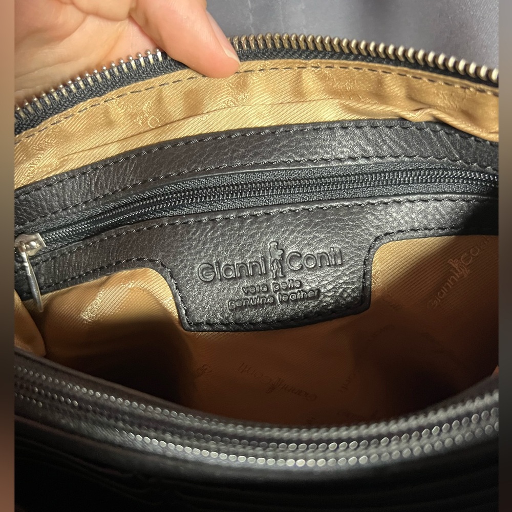 Genuine leather crossbody - Picture 3 of 3